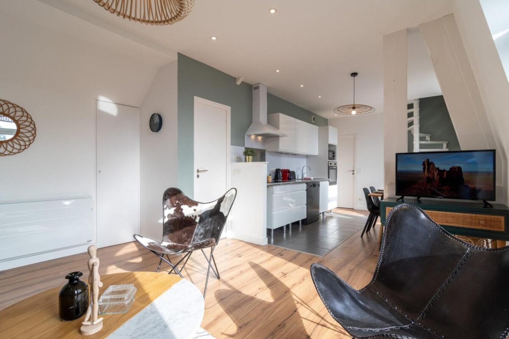 Marcq En Baroeul - Superb Apartment + Parking Exterior foto